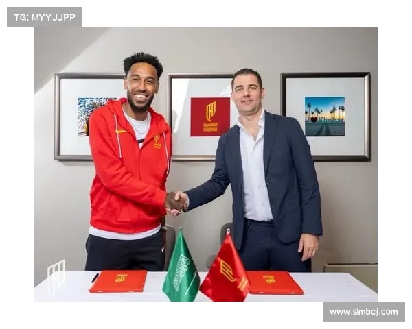 奥巴梅扬为何放弃法国队选择加蓬国家队背后的五大深层原因分析